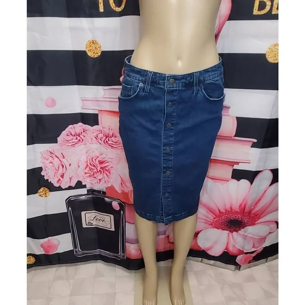 Universal Thread skirt - Picture 4 of 5